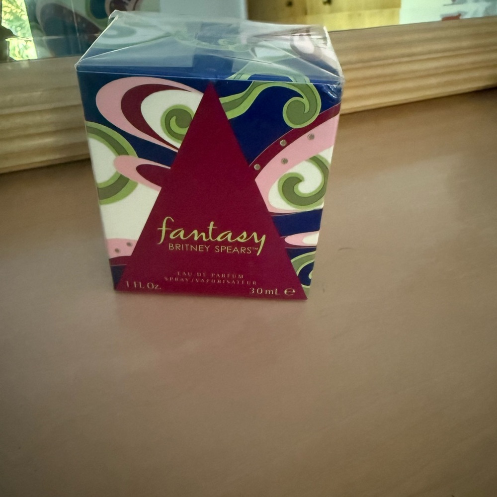 ✨ Britney Spears Fantasy Perfume 30 mL – NIB ✨